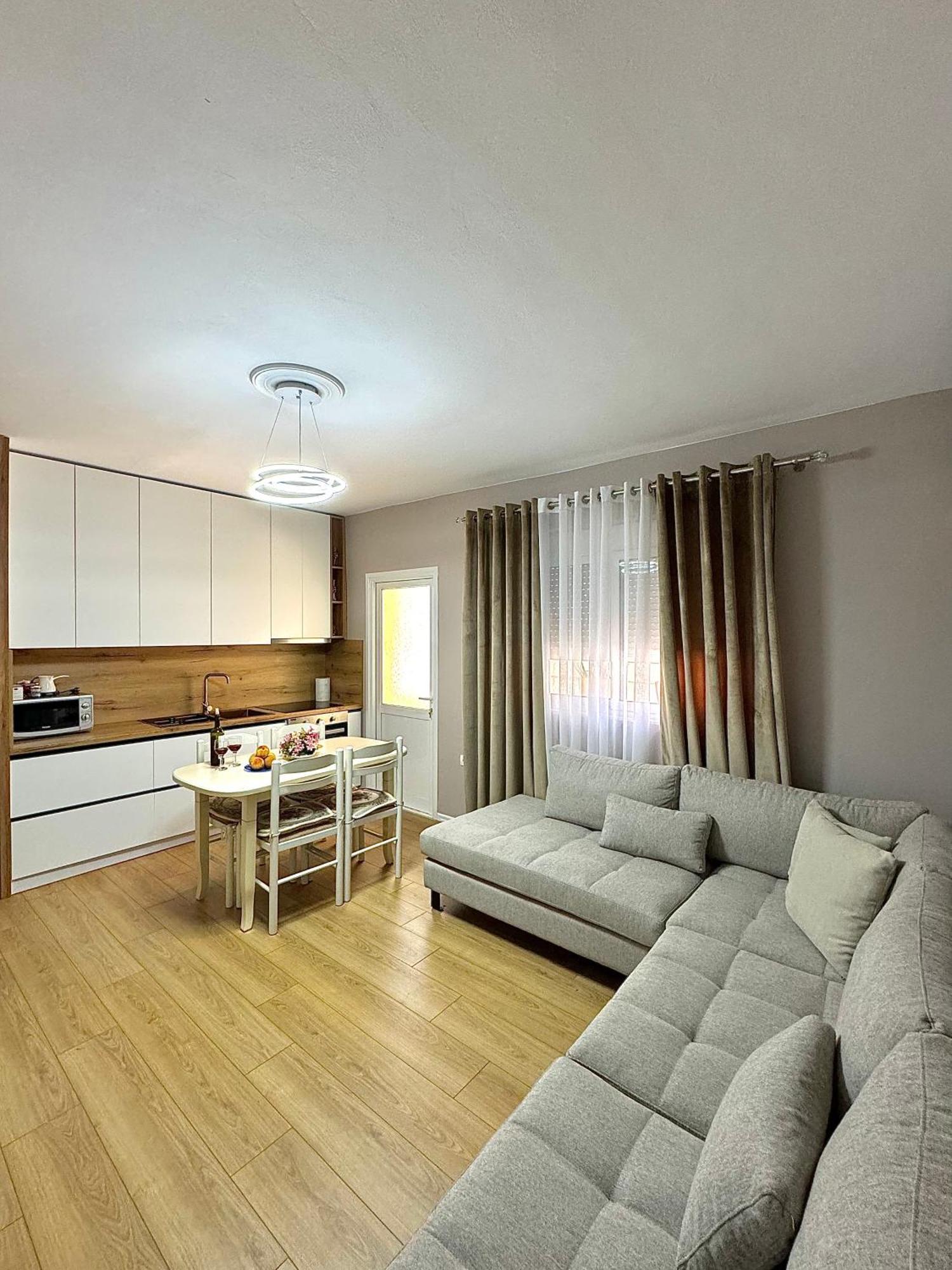Apartment Nefis *